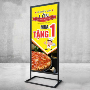 Standee Sắt đẹp