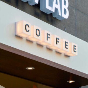 Dịch Vụ Làm Bảng Hiệu Quán Cafe Theo Yêu Cầu