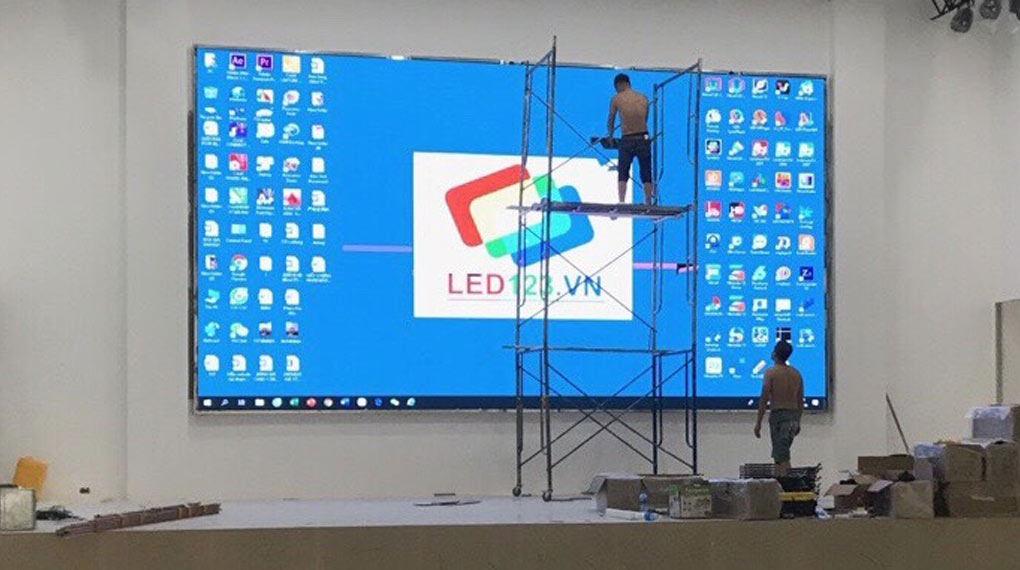 thi cong man hinh led 1020x570 1