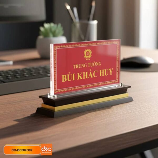 Biển tên chức danh mica đế gỗ